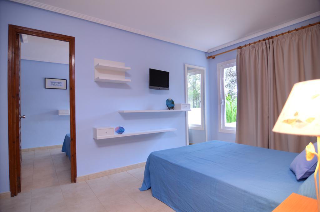 Hostal Cala Boix Es Canar  Phòng bức ảnh