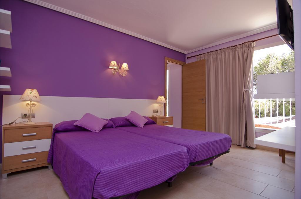 Hostal Cala Boix Es Canar  Ngoại thất bức ảnh