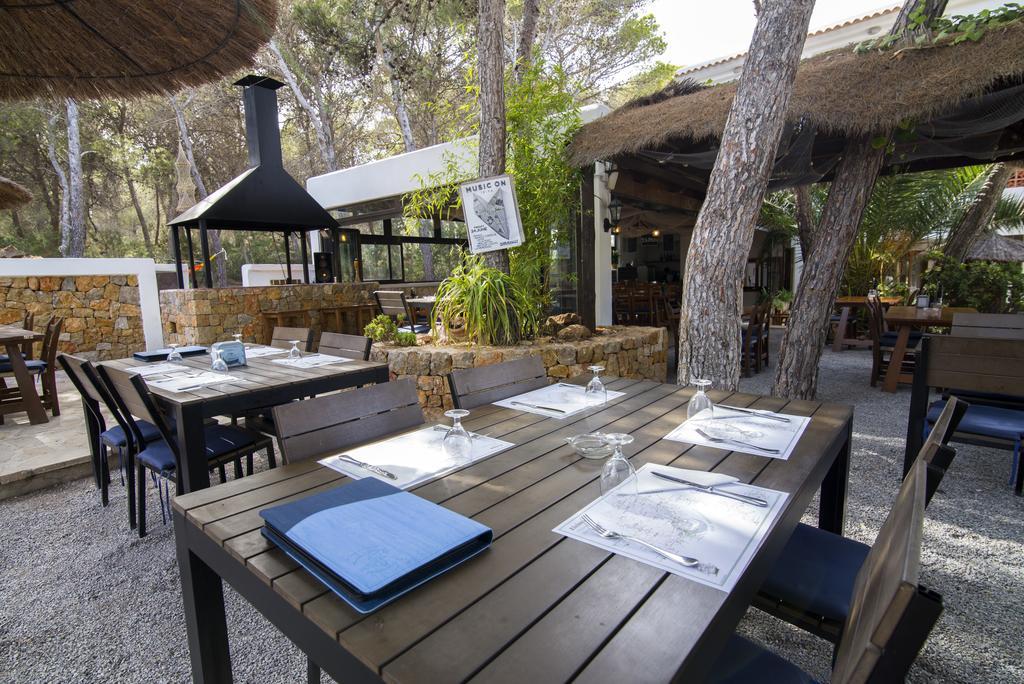 Hostal Cala Boix Es Canar  Ngoại thất bức ảnh