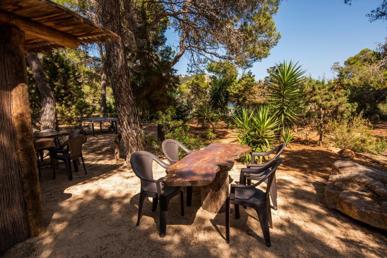 Hostal Cala Boix Es Canar  Ngoại thất bức ảnh