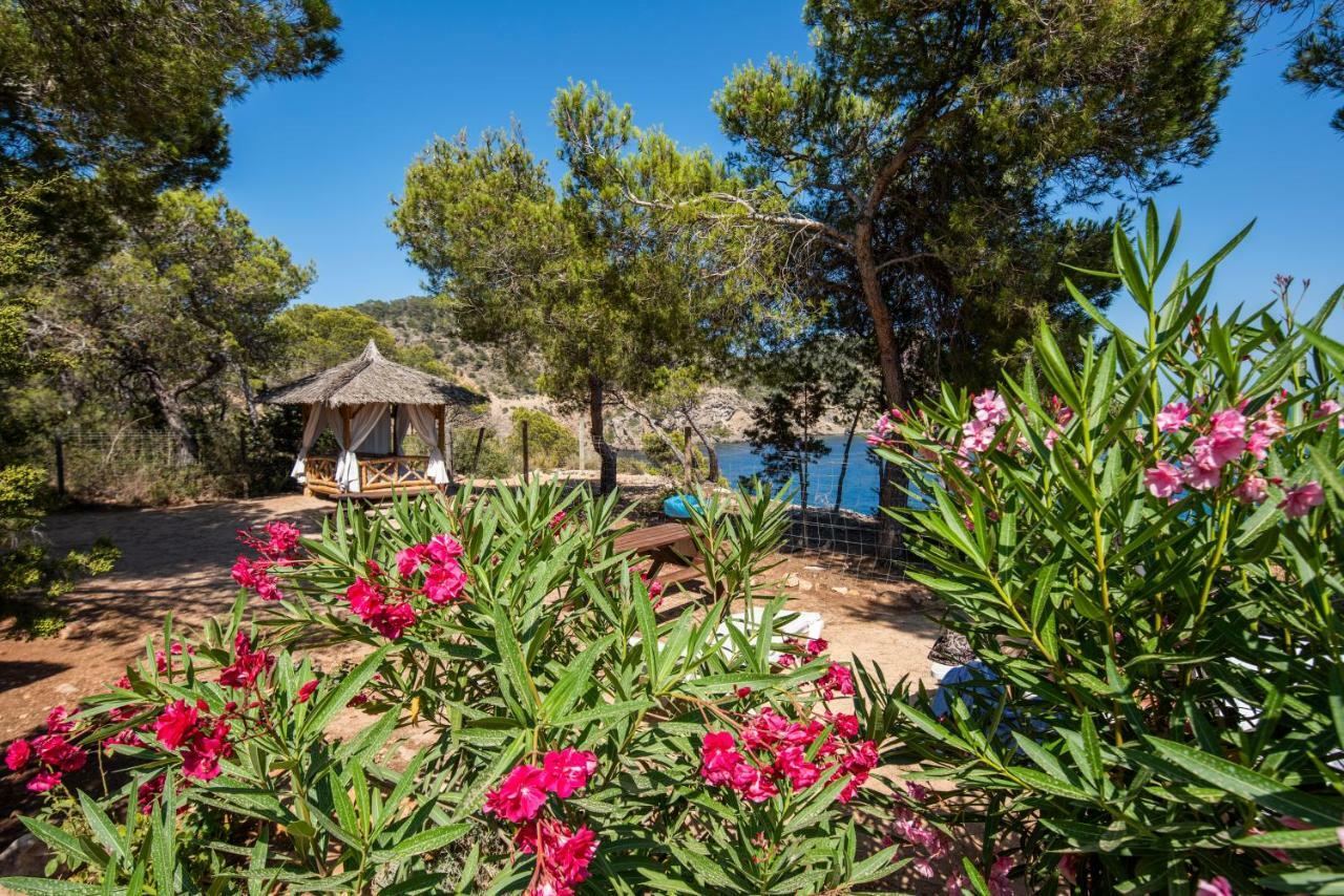 Hostal Cala Boix Es Canar  Ngoại thất bức ảnh